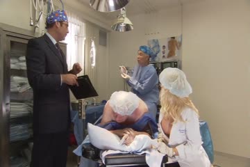 +18 Naked Run 2011 Dub in Hindi thumb