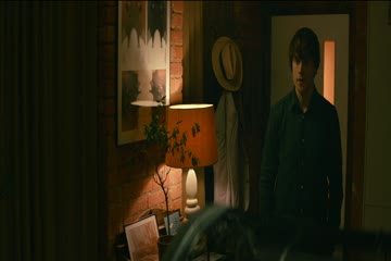 Lucid 2018 Dub in HIndi thumb