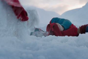 Superman 2025 Dub in Hindi thumb