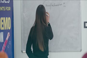 Teda Meda Chal Canada 2025 DVD Rip thumb