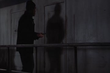 The Naked Gun From the Files of Police Squad! 1988 Dub in Hindi thumb