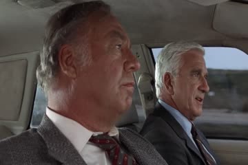 The Naked Gun From the Files of Police Squad! 1988 Dub in Hindi thumb