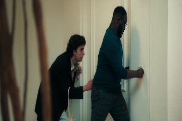 iHostage 2025 Dub in Hindi thumb