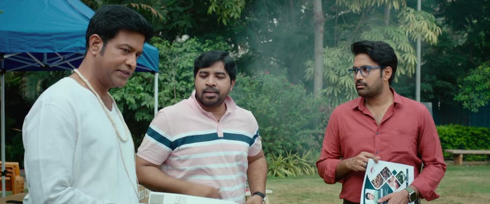 Santhana Prapthirasthu (2025) Hindi Dubbed Movie video thumbnail 4
