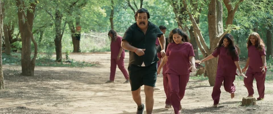 Rajini Gaang (2025) Hindi Dubbed Movie video thumbnail 5